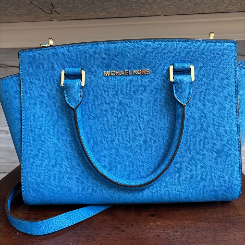 EUC Michael Kors Blue Saffiano Leather Satchel Bag